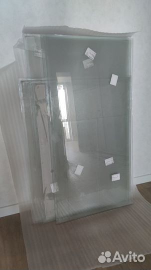 Продам оконные стекла
