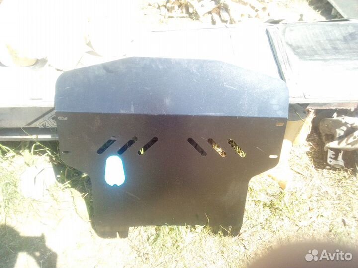 Продам бампер + зап.части на Kia picanto