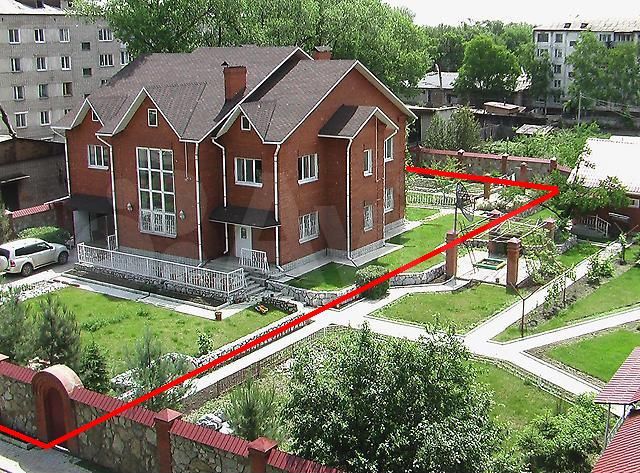 Коттедж 400 м² на участке 13,5 сот.