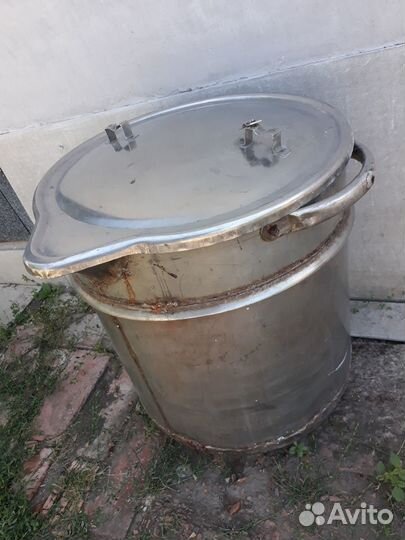 Продаю бак с нержевейки пищевой б/у