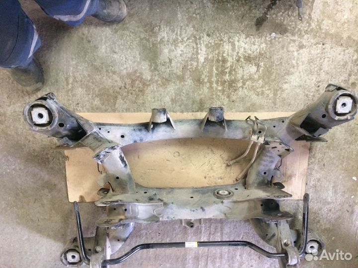 Задняя балка