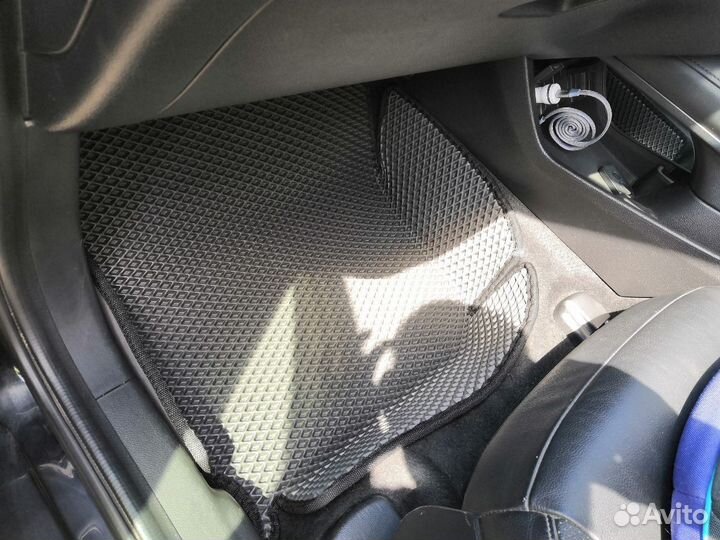 Коврики EVA 3Д на Везел черный+черный