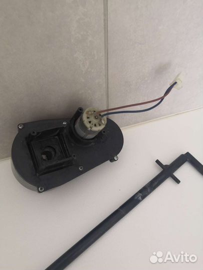 Рулевой редуктор для детской электромашинки