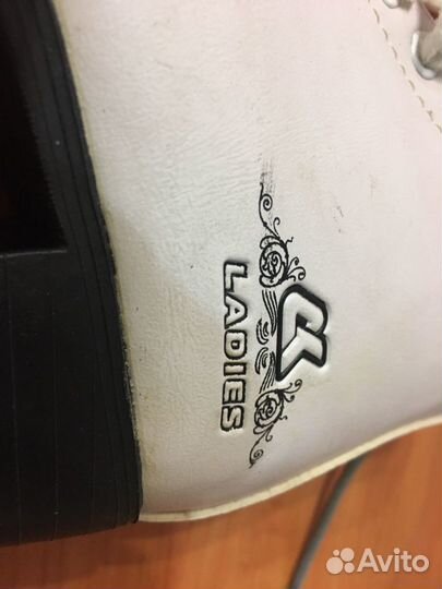 Продаются коньки фигурные 29 размер