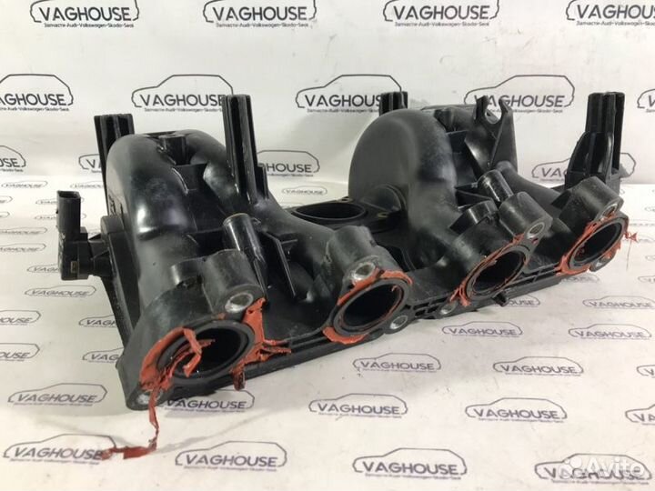 Коллектор впускной Volkswagen Golf MK3 1.6 AEE