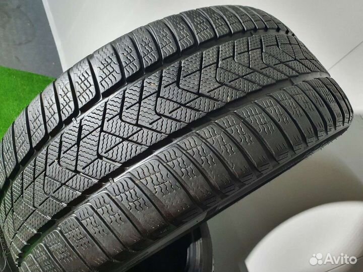 Pirelli Scorpion Winter 315/35 R21 и 275/40 R21