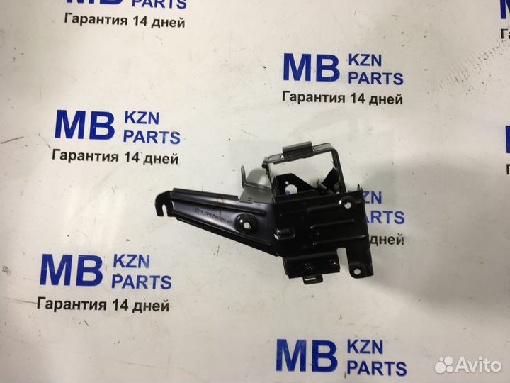 Кронштейн акб Mercedes w204 w207 00626