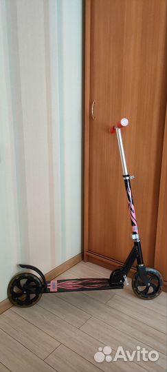 Самокат, пенни-борд