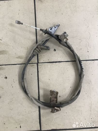 Трос капота ручника Nissan Teana J32