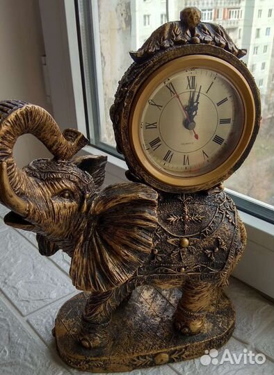 Часы настольные