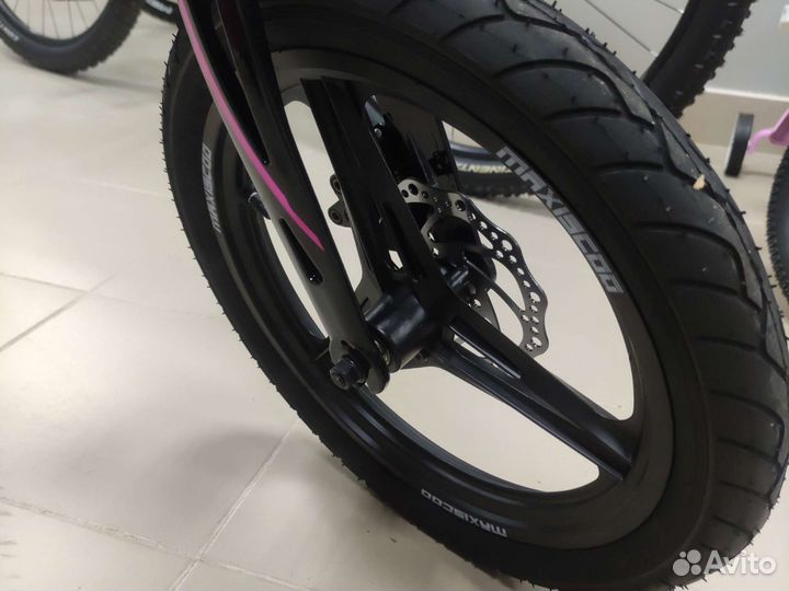 Велосипед 16 Maxiscoo Cosmic Делюкс розовый мат