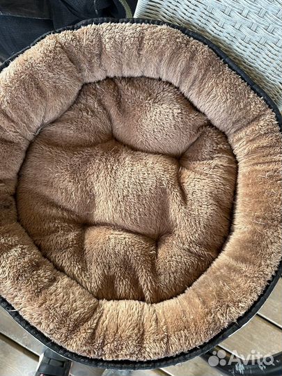 Лежанка для маленьких собак