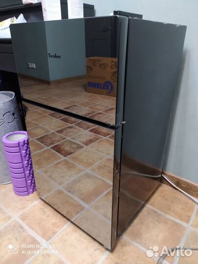 Холодильник Tesler RCT-100 Mirror