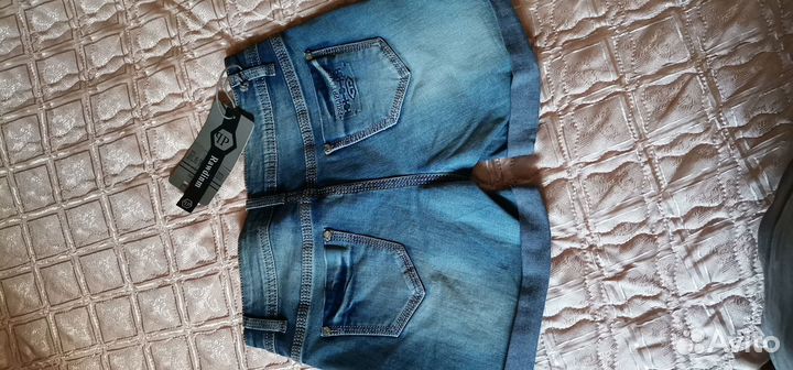 Джинсовые шорты