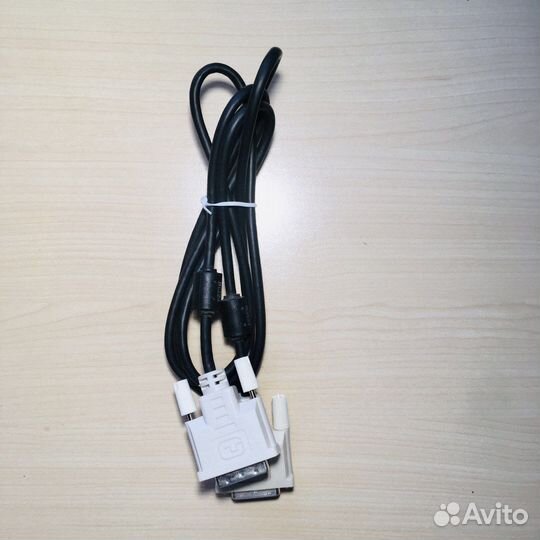 Кабель VGA - DVI-D