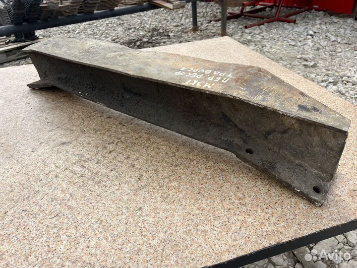 Траверса передних рессор мзкт