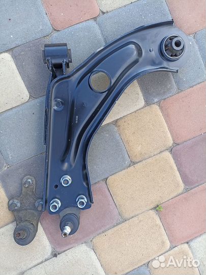 Рычаг Peugeot 308