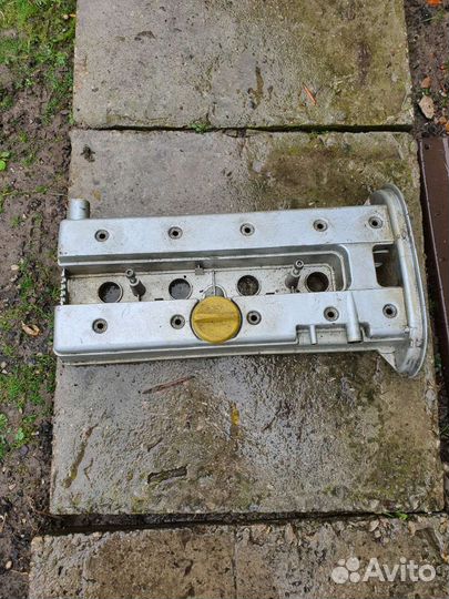 Клапанная крышка апель омега двигатель x20xev