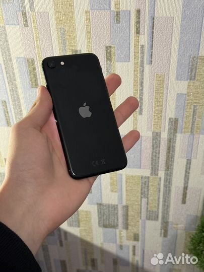 iPhone SE (2020), 128 ГБ