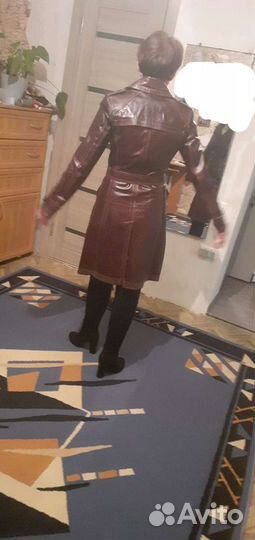 Кожаный плащ женский 46