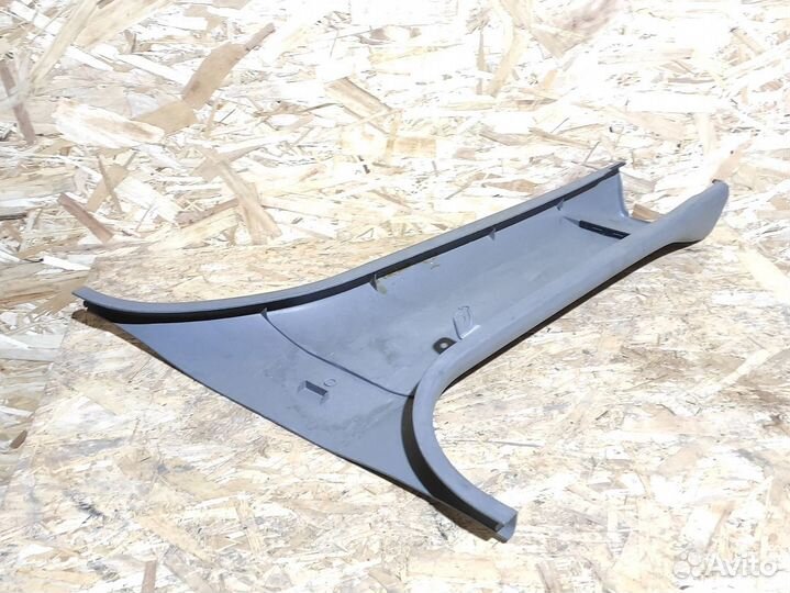 Обшивка стойки левая Subaru Forester S11