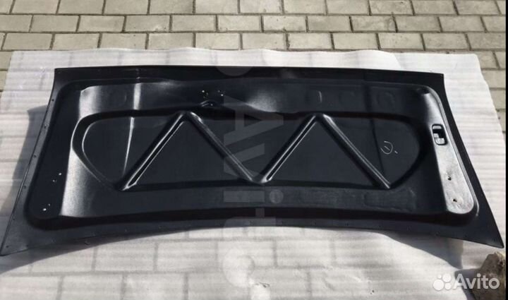 Капот на Газ 3302 старого образца некрашеный