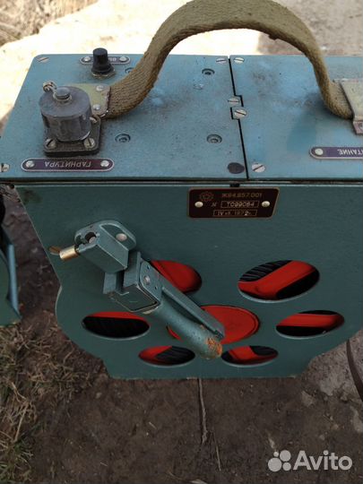 Катушка армейская связистов с кабелем Ж 64.857.001