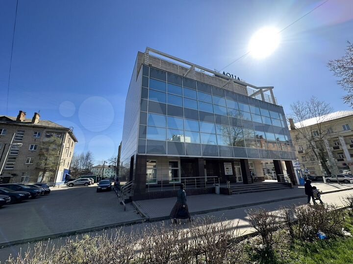 Свободного назначения, 350 м²