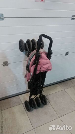 Коляска прогулочная inglesina trip