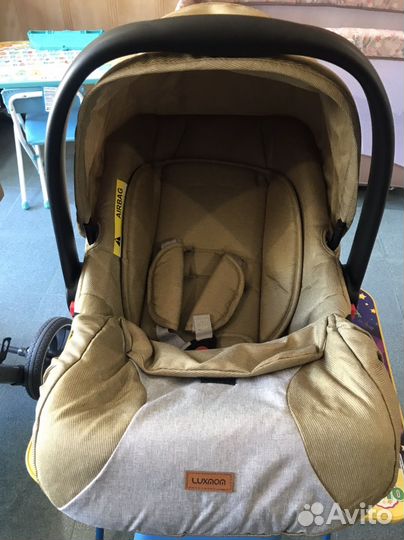 Коляска 3 в 1 Lux Mom V 8