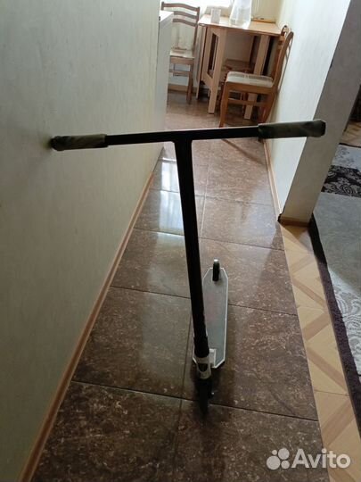 Трюковой самокат tech team duker 404