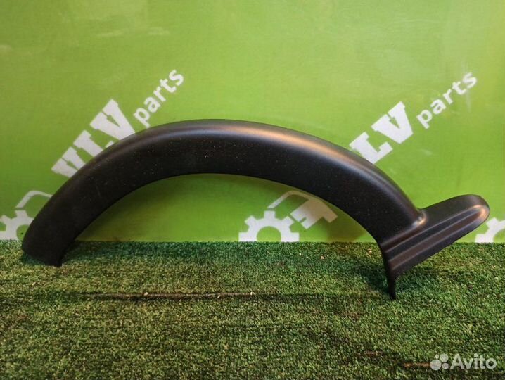 Накладка петли багажника левая Volvo S60 2