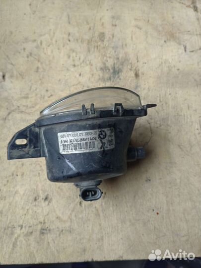 Противотуманная фара правая BMW 3 E90