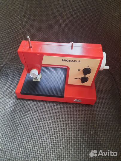 Детская швейная машинка СССР