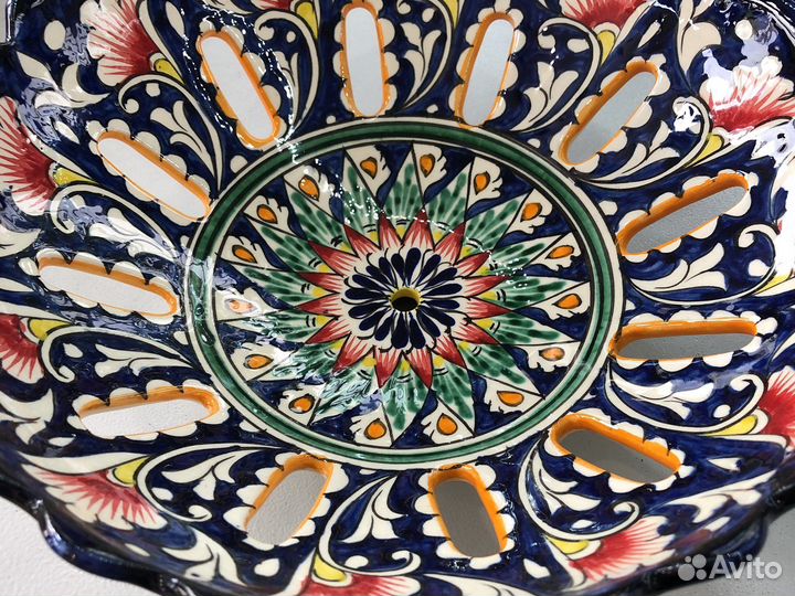 Фруктовница Риштан резные края 24 см