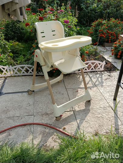 Стульчик для кормления