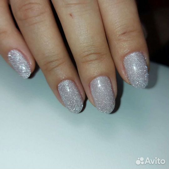 Маникюр и ламинирование ресниц