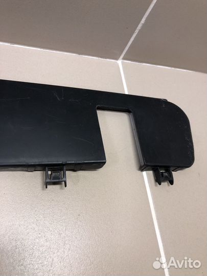 Воздуховод радиатора нижний Renault Kaptur