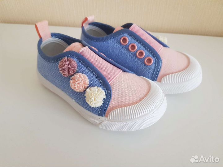 Новые кеды для девочки