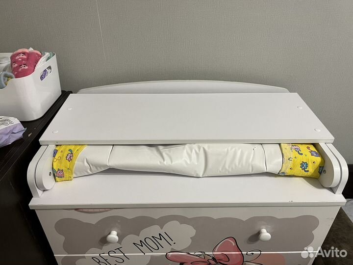 Пеленальный комод и стеллаж