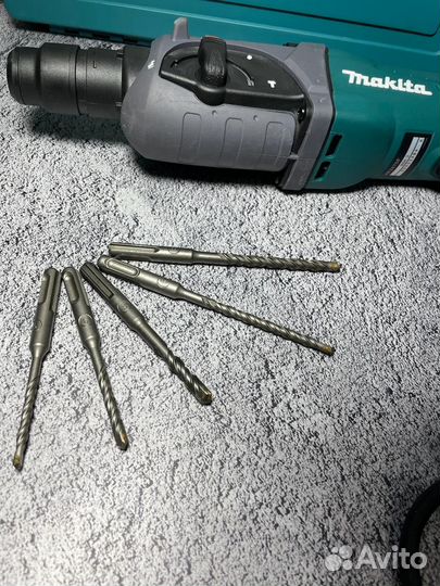 Перфоратор makita HR 2470