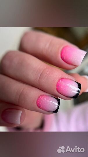 Модель на маникюр с покрытием,наращивание ногтей