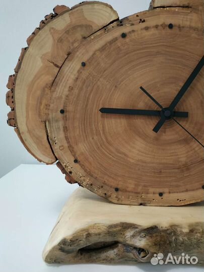 Часы из спила дерева