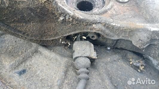 Ступица передняя левая volkswagen passat B6 (PDN18K901)