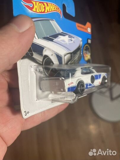 Hot Wheels Nissan Skyline H/T 2000GT-X