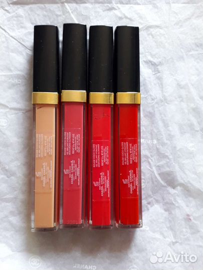 Блеск для губ Шанель