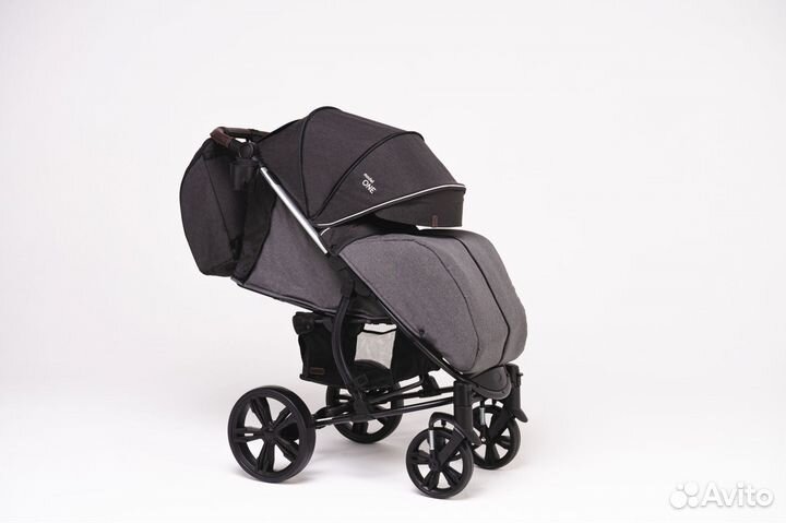 Коляска прогулочная