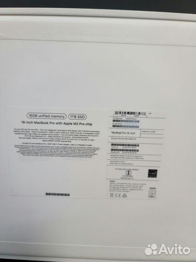 Macbook pro 16 m2 16gb 1tb