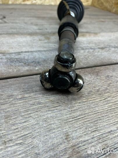 Привод передний левый Ford Focus 2 2010