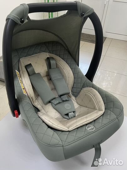 Happy Baby Skyler V2 Автокресло группа 0+